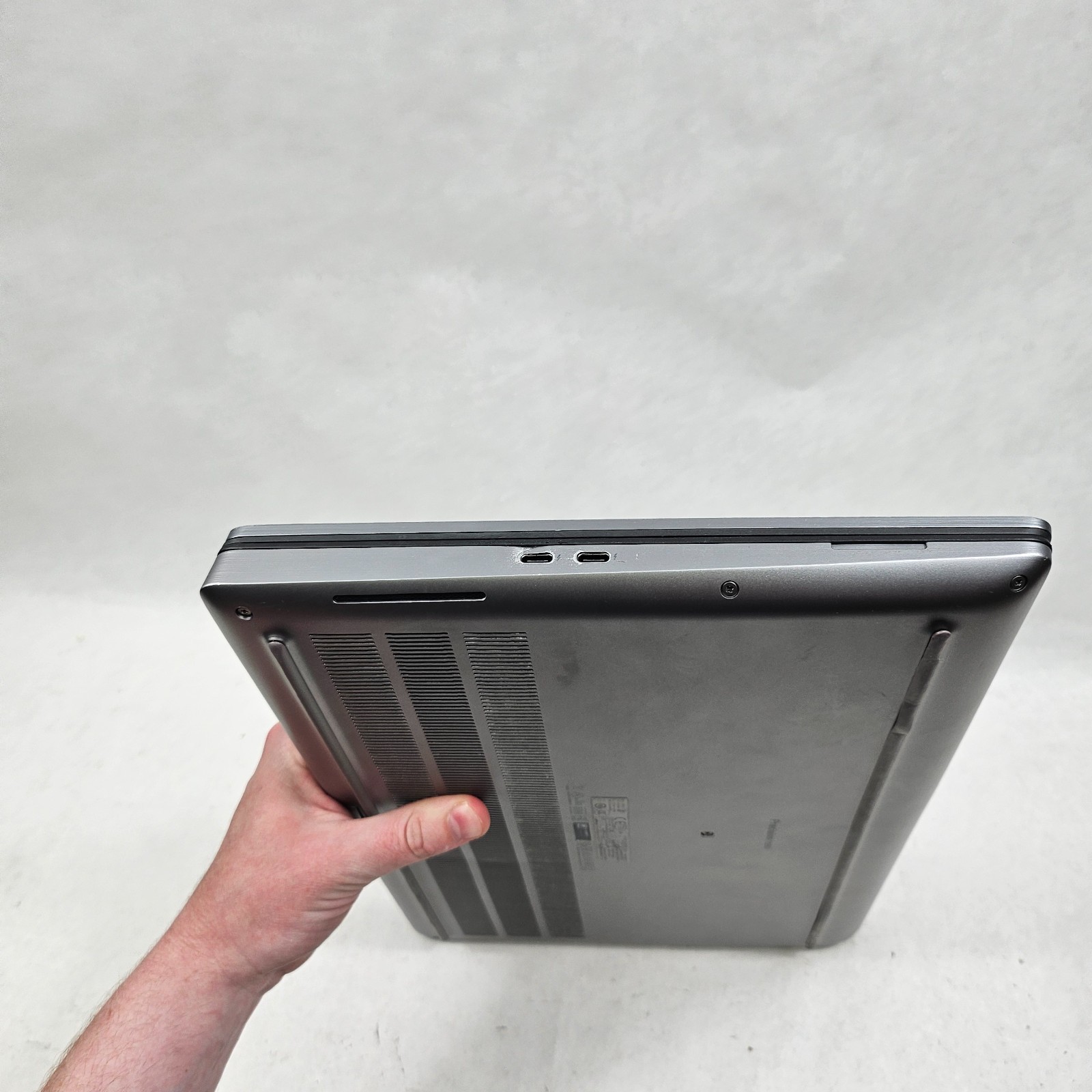 Dell Precision 7550 15.6″ FHD i7-10875H 32GB 512GB SSD NVIDIA RTX 3000 *Read
