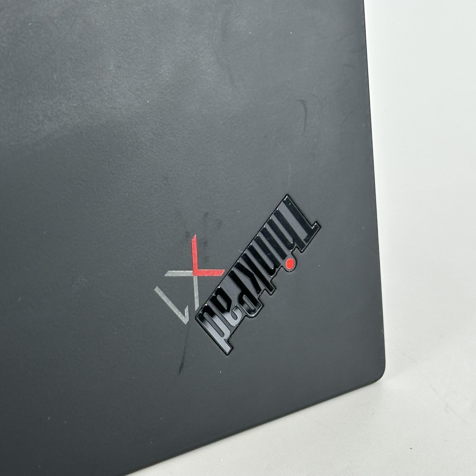 Lenovo ThinkPad X1 Carbon Gen 8 14 2K i7-10610U 1.80GHz 16GB 512GB SSD Good