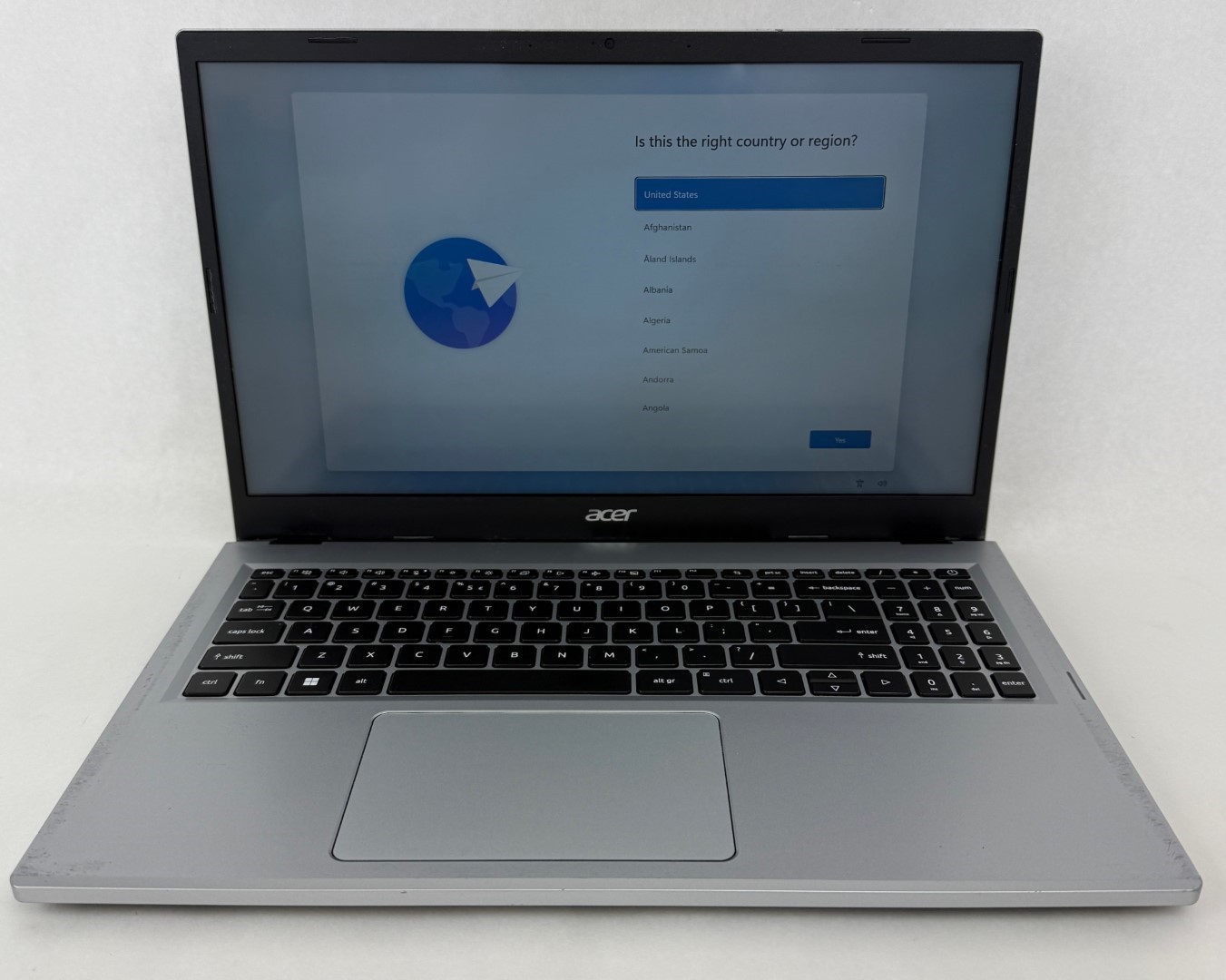 Acer Aspire 3 A315-24PT-R4U2 15.6″ FHD Touch Ryzen 5 7520U 16GB 512GB SSD W11H