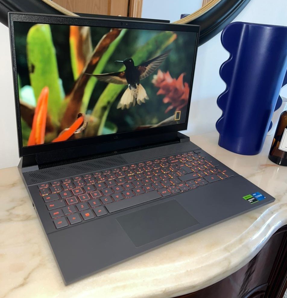 Notebook Dell G15 5530 15,6″, i5 13th 4.6 GHz, RTX 3060 6GB, 16GB RAM 1TB