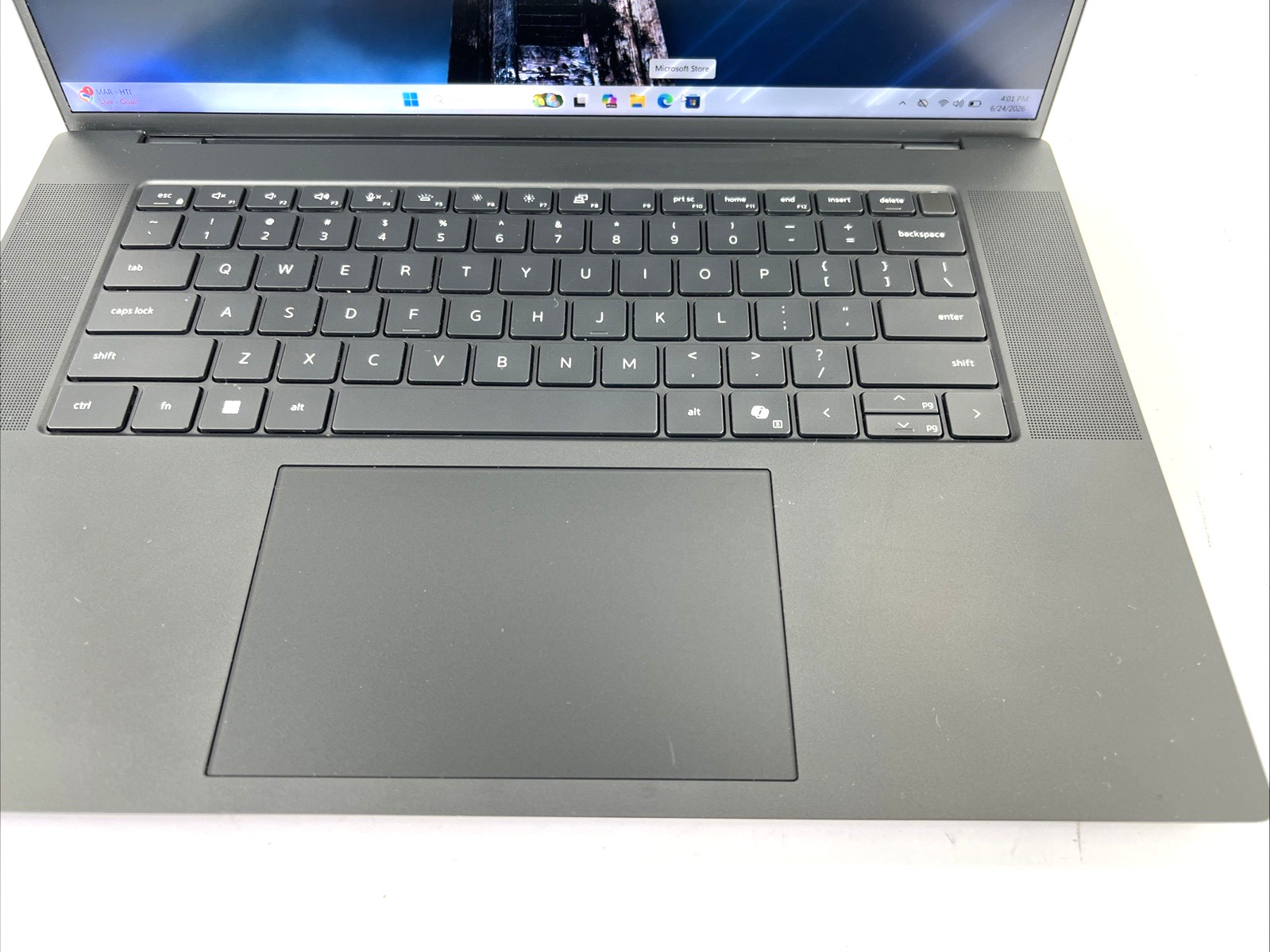 Dell Precision 5690 16″ Core Ultra 7 155H 32GB 1TB SSD RTX 1000 Ada w/AC READ