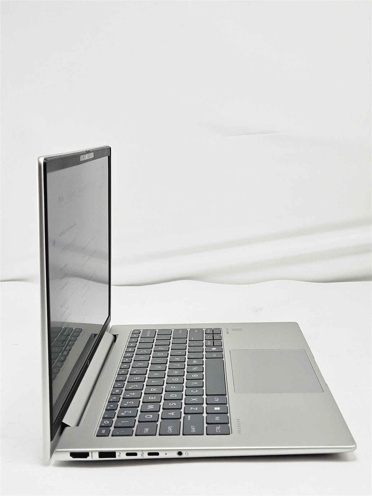 HP ProBook 445 G11 AMD Ryzen 7 7735U 32GB 512GB SSD 14″ WiFi