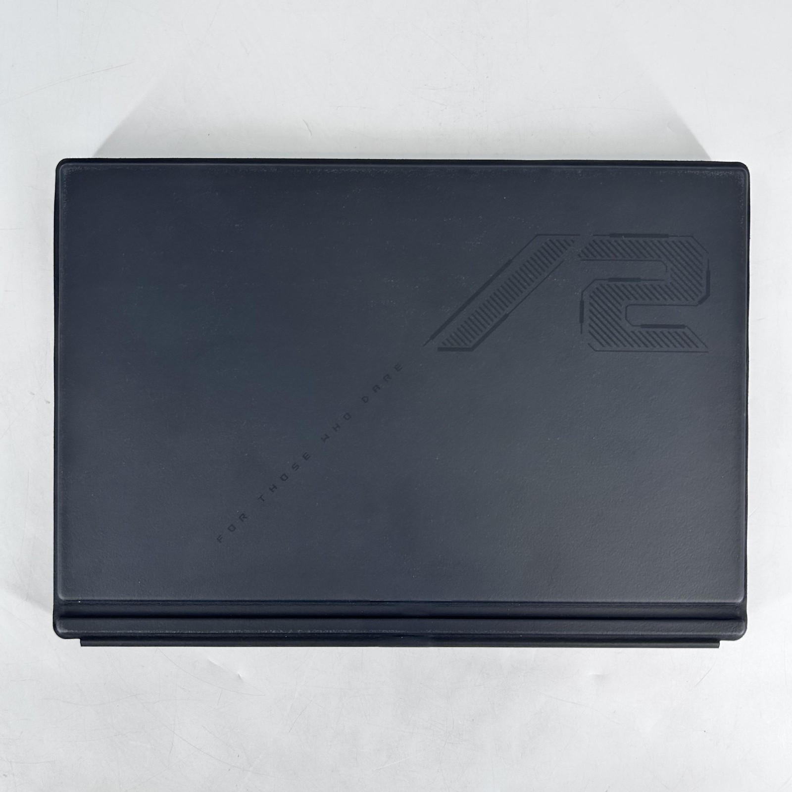 Asus ROG Flow Z13 GZ302 180Hz TOUCH 3.0 GHz RYZEN AI MAX+ 395 32GB 1TB SSD Good