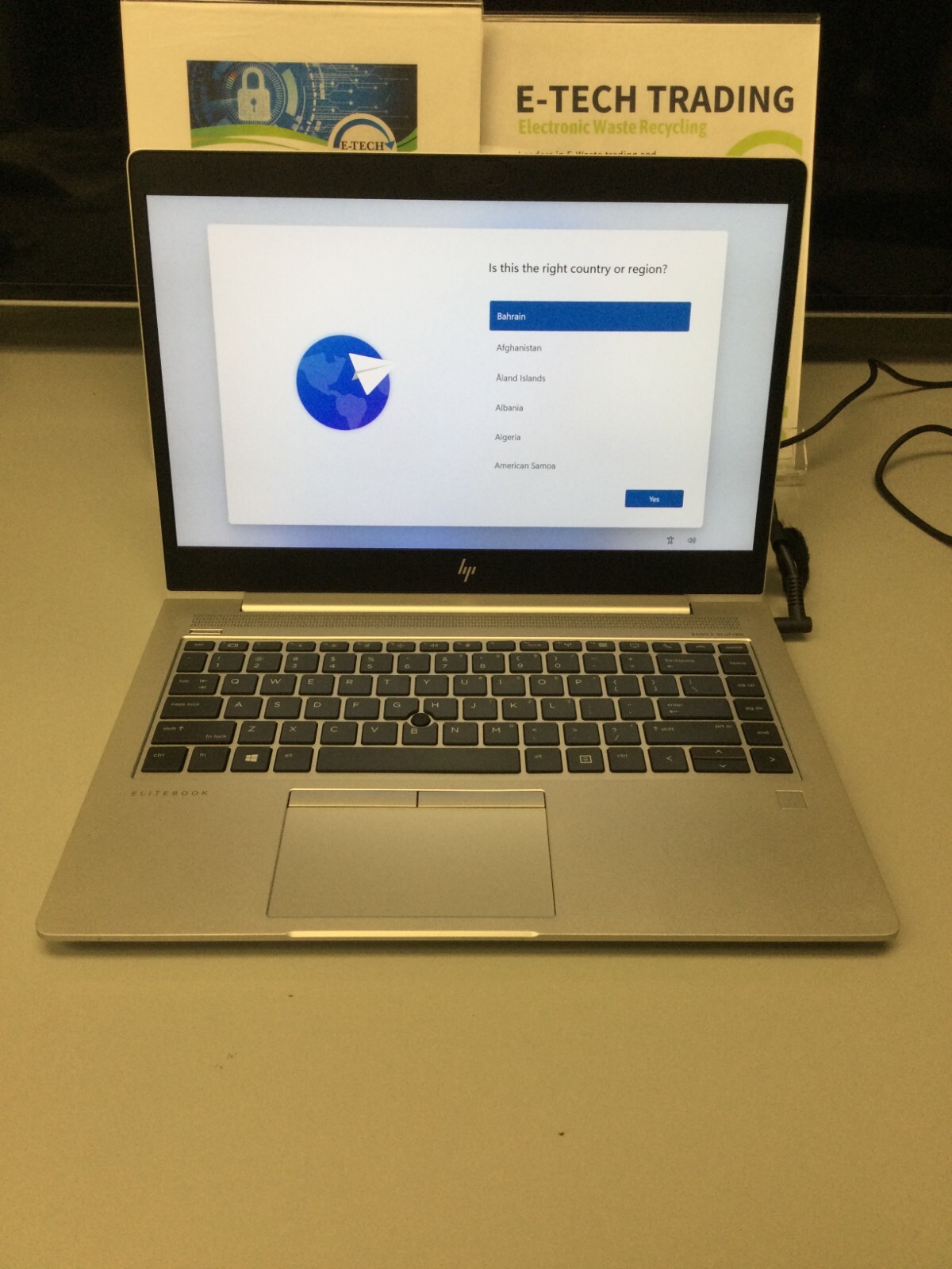 HP EliteBook 840 G5 14″ AMD RYZER 3 PRO 3TH GEN 2.10GHz 16GB RAM 128GB SSD