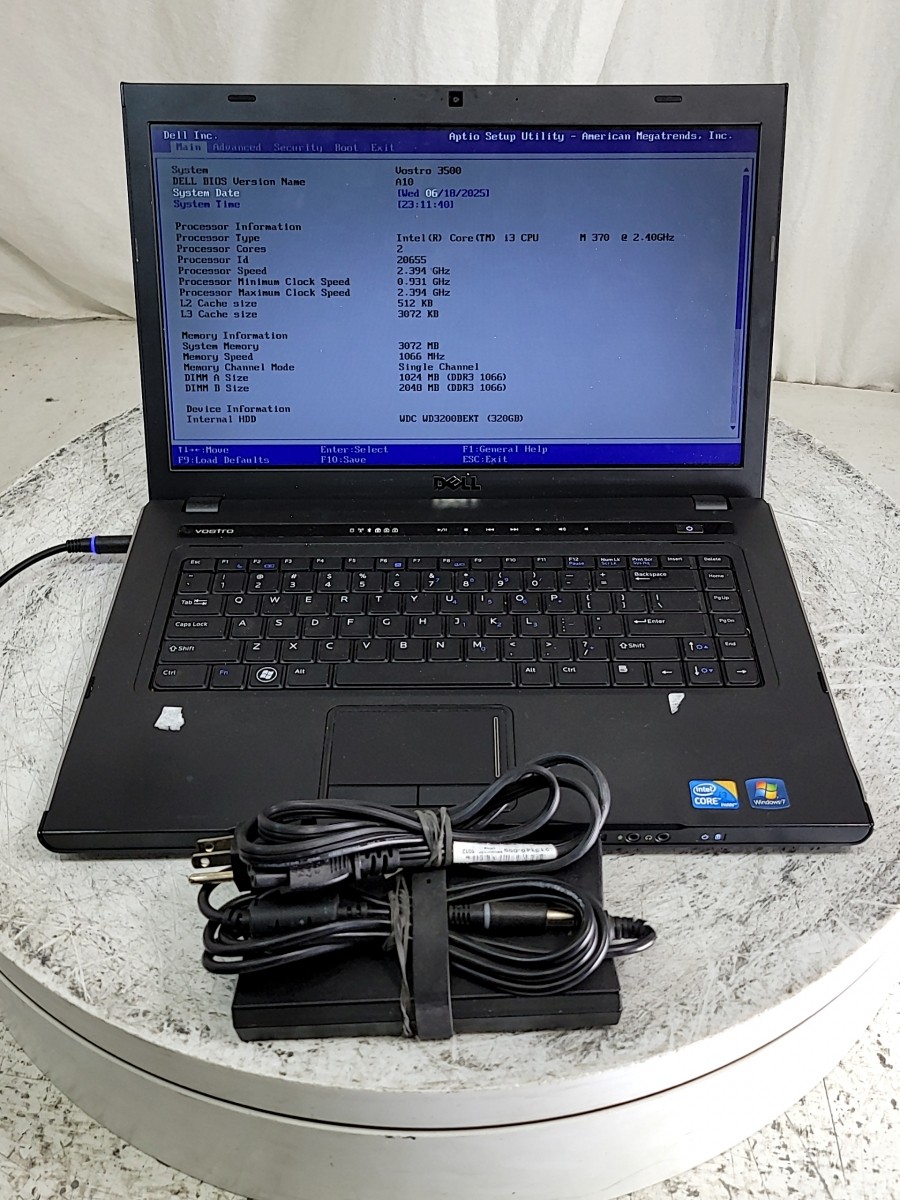 DELL VOSTRO 3500 PC Laptop INTEL CORE I3 M 370 3GB 320GB SEE NOTES