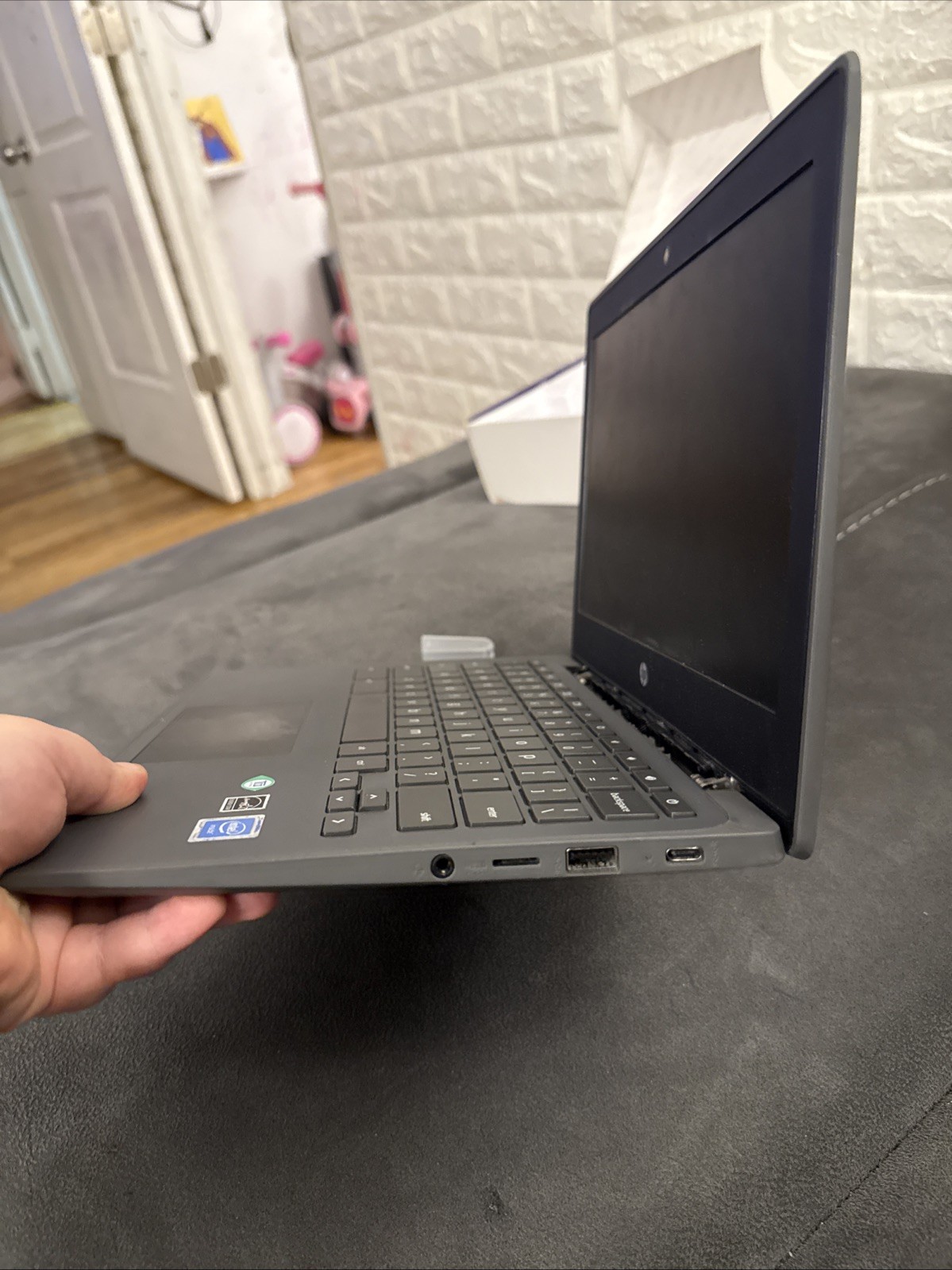 Chromebook Laptop 11 G8 Ee Non Touch 4gb Or Ram 32 Gb of Storage No Return Used