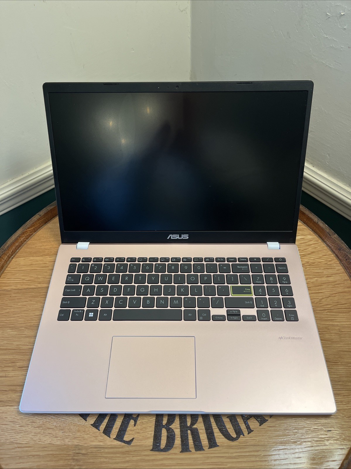 ASUS L510M 15.6″ / Intel Celeron N4020 / (CRACKED/MISSING PARTS) – Read Below