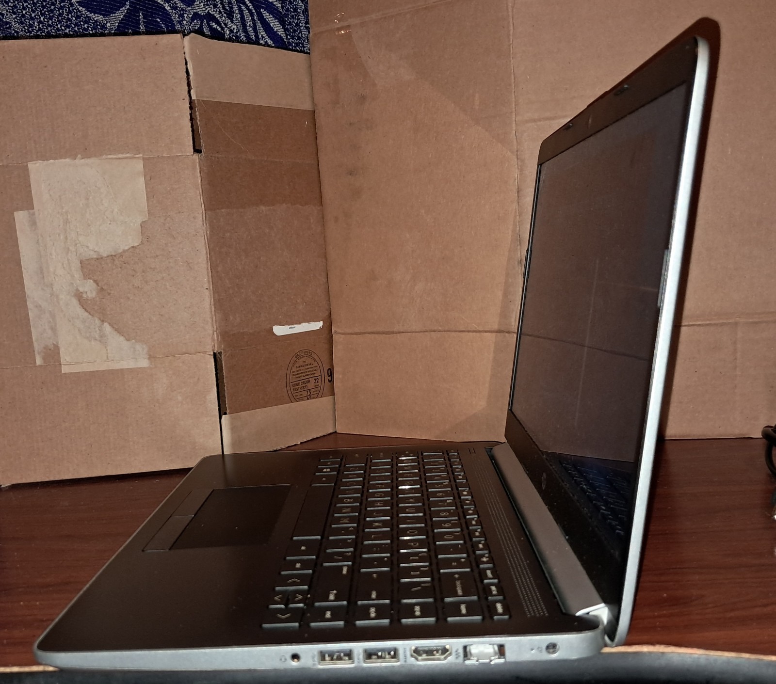 HP 14-dk0002dx 14″ Laptop AMD A9 8GB RAM 128GB SSD Windows 10 Ready