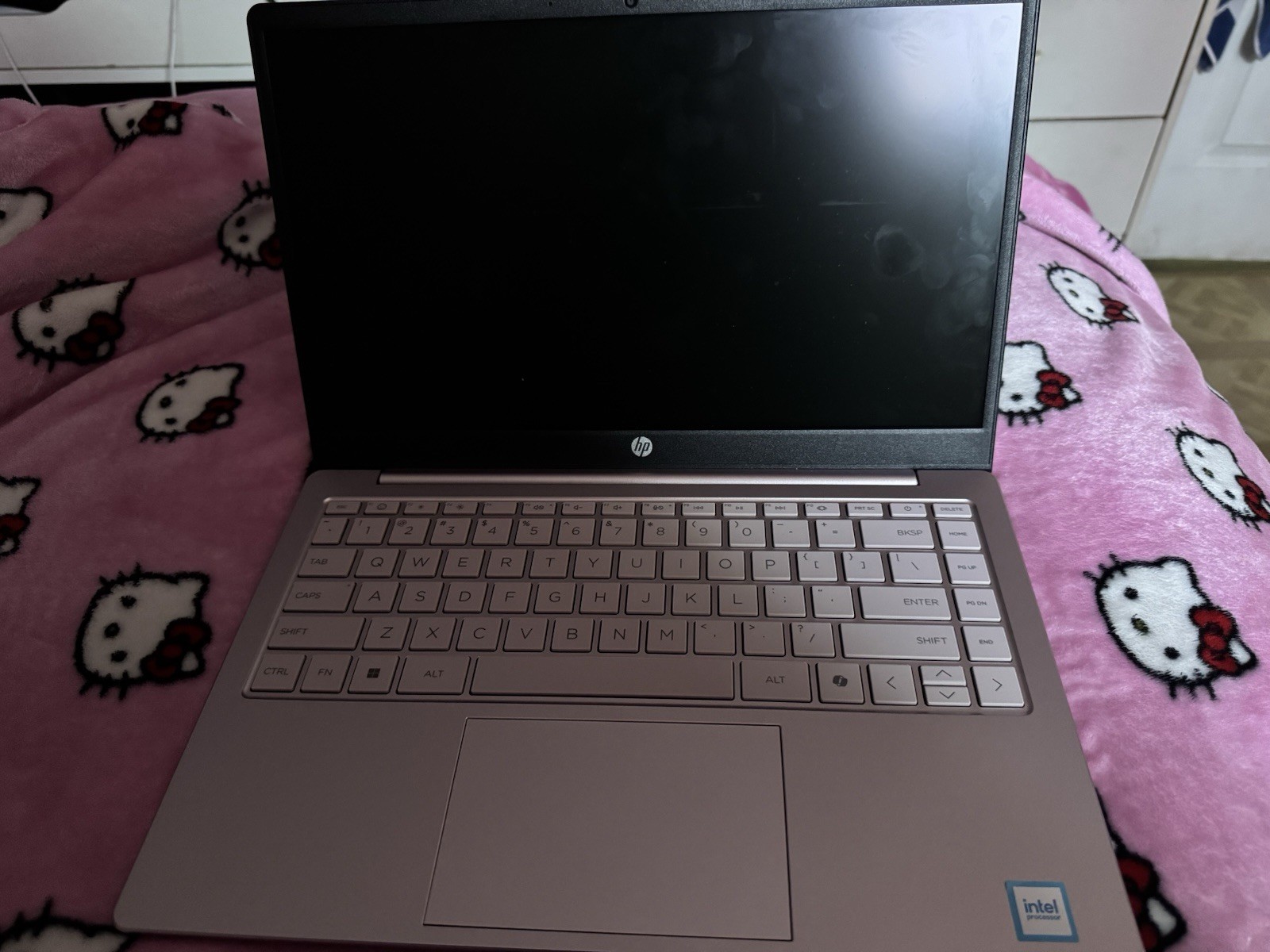 HP 14-cf2112wm 14″ (64GB eMMC, Intel Celeron N4120, 1.10GHz, 4GB RAM) Laptop…
