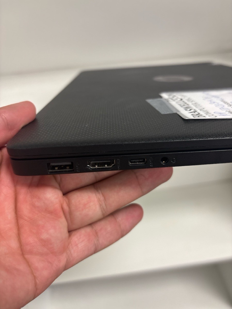 HEWLETT PACKARD 17-CP3047NR 512GB 16GB RAM AMD RYZEN 7 (B02101134)