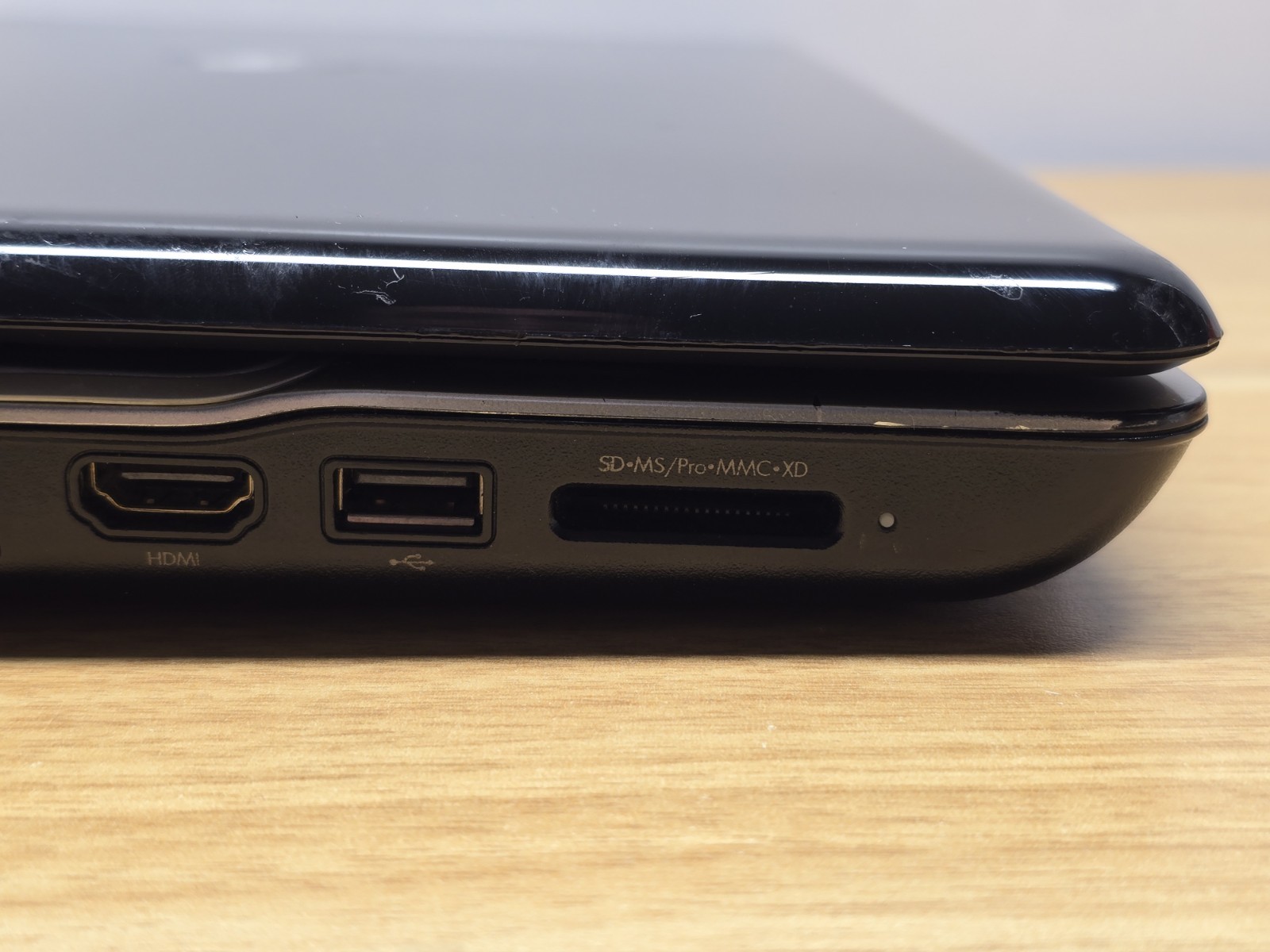 HP G60-535DX Intel Pentium Dual-Core T4300 2.1GHz 3 GB With WIN 7