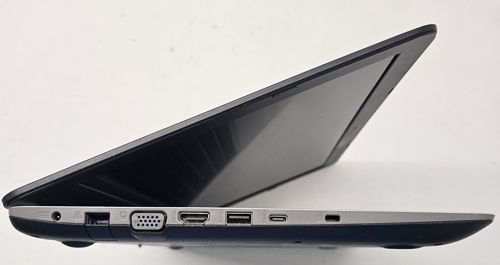 ASUS F556UA-AB32 15.6″ Laptop Intel Core i3-6100U 4GB Ram NO HD/OS (FL)