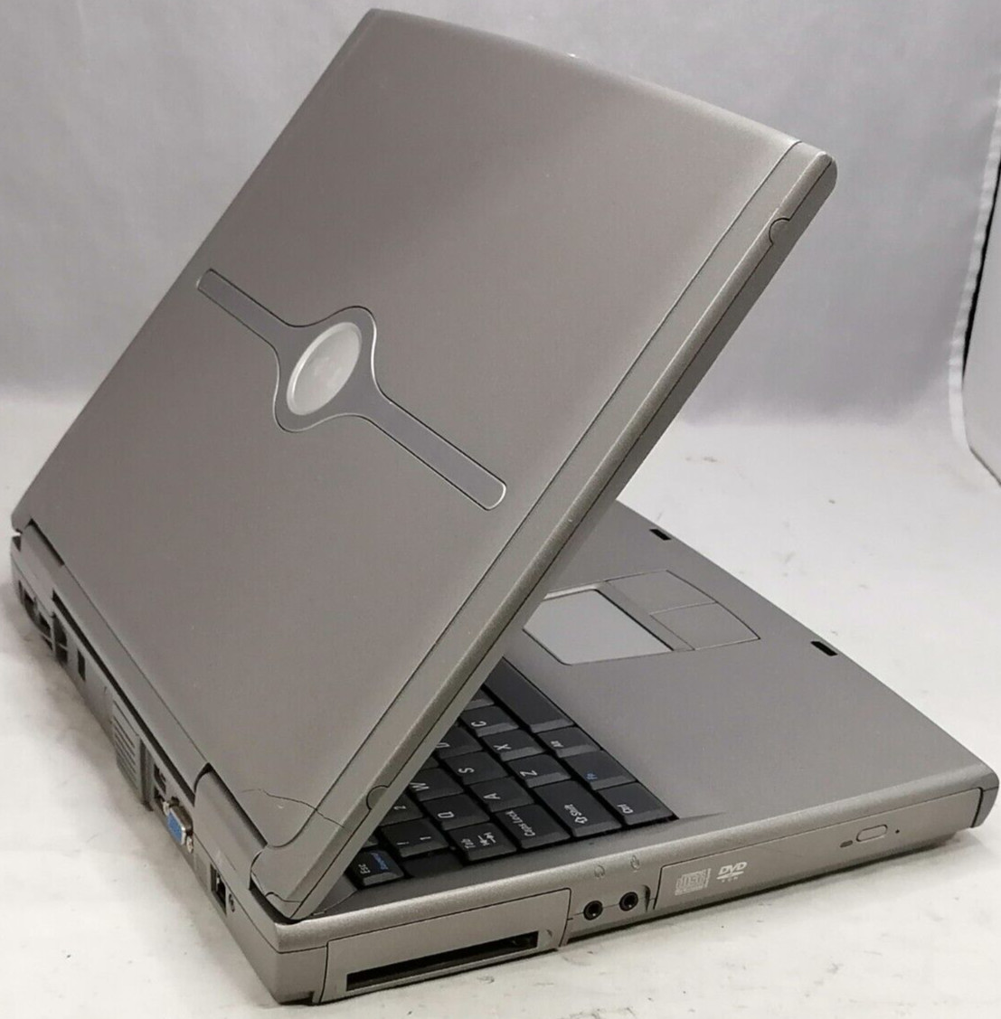 FOR PARTS Dell 14.1″ Inspiron 1150 (Celeron/2.40 GHz/128 MB RAM/NO HDD)