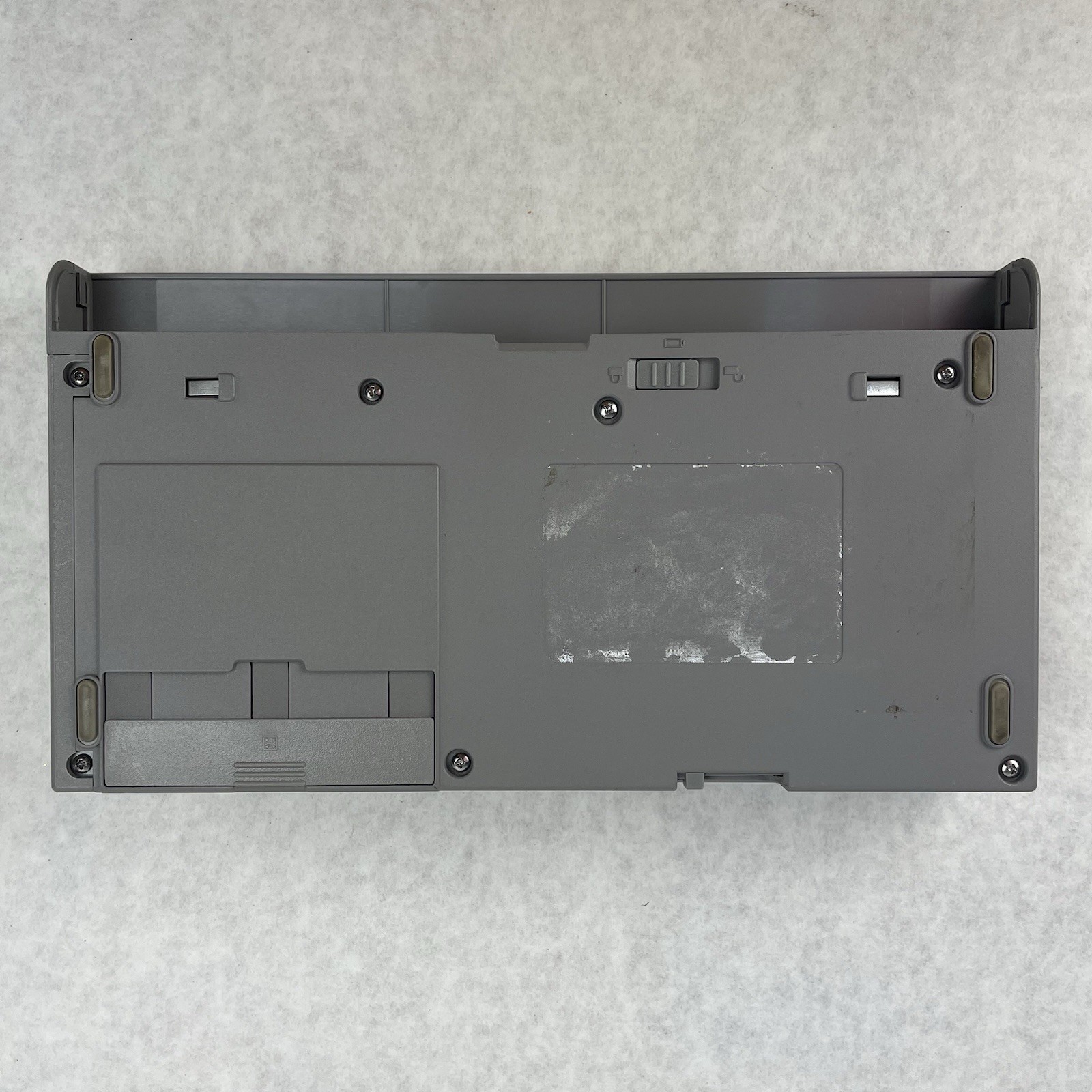 Toshiba Libretto 50 ct 6″ Intel Pentium 16 MB RAM No HDD/OS/AC/Battery