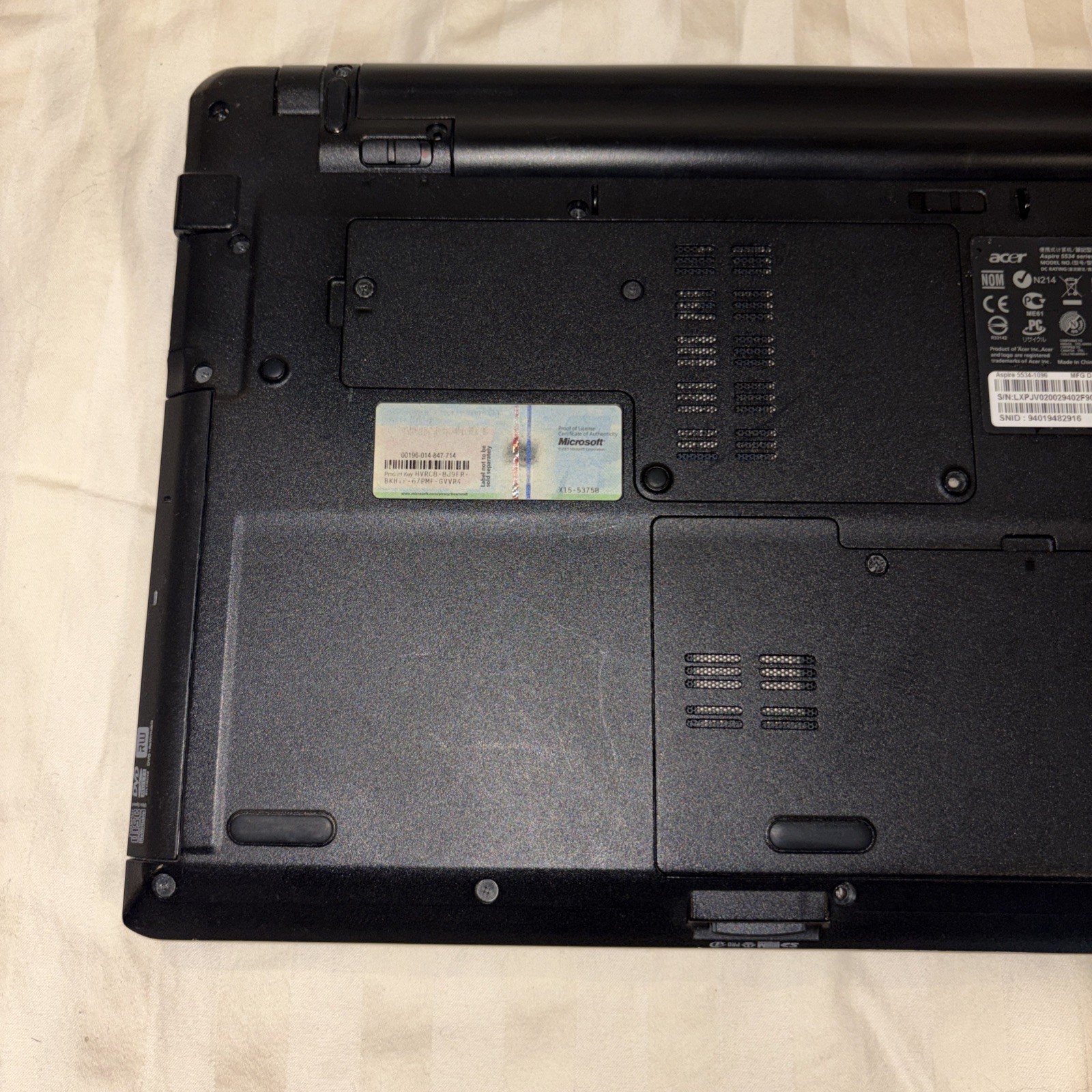 Acer Laptop Aspire 5534-1096 15.6″ Notebook – AMD Athlon 64 X2 1.20 Ghz, 4 GB,
