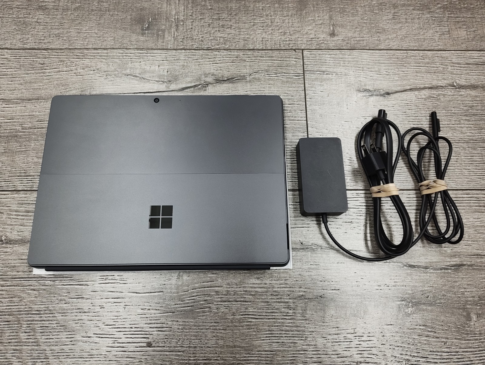 Surface Pro 13-inch 11th Edition Snapdragon® X Elite (12 Core) OLED W/Keyboard