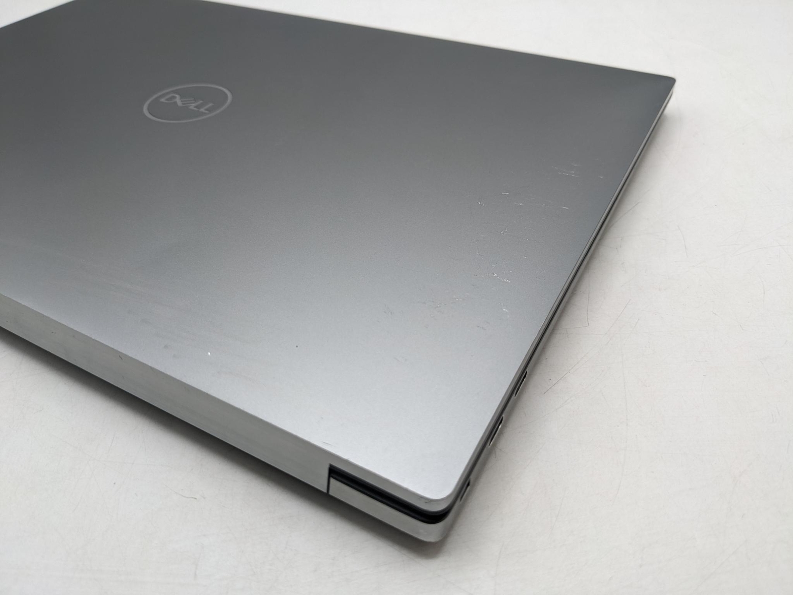 DELL PRECISION 5550 15″ i7 2.7GHz 32GB RAM 1TB SSD *GRADE D*
