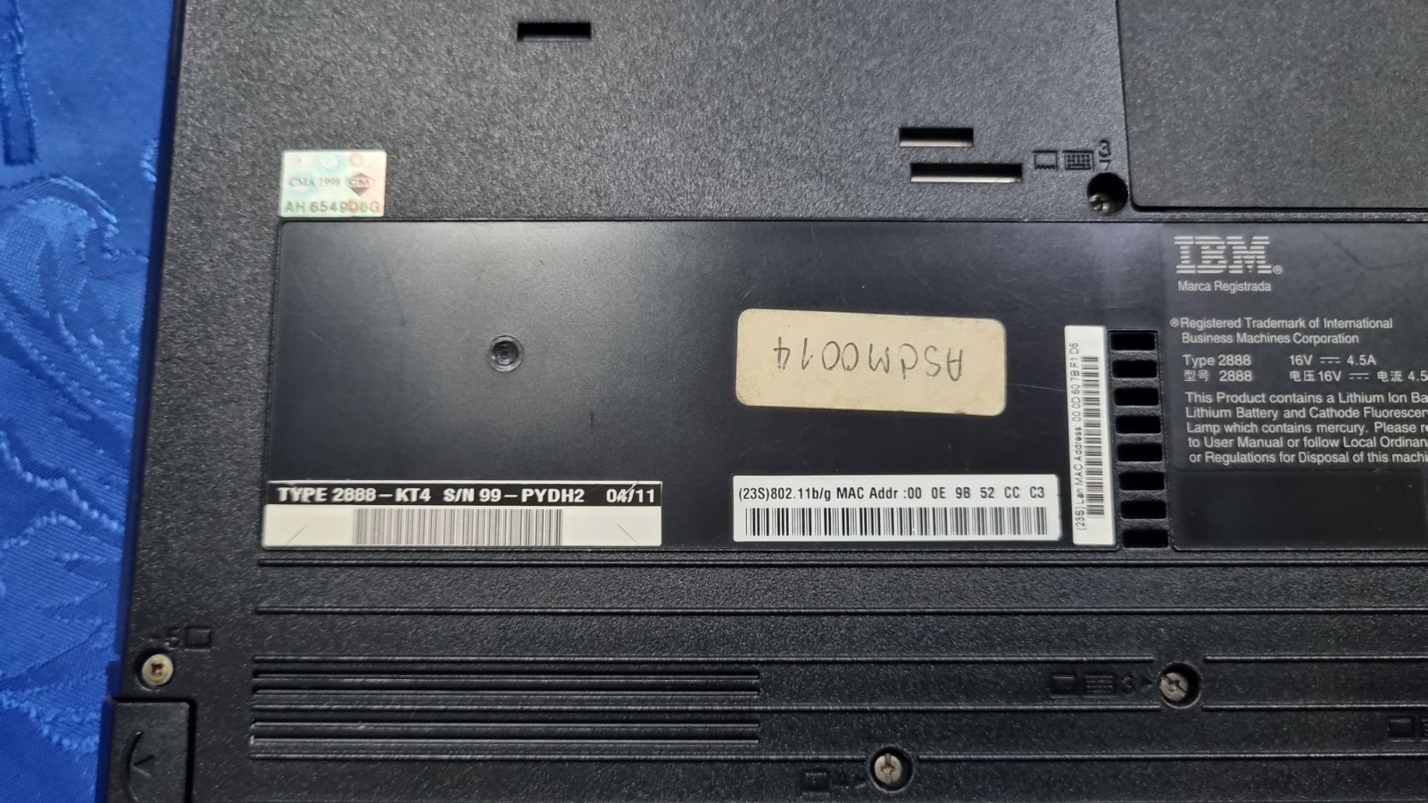 Vintage IBM THINKPAD R51 Thinkpad 2888 Laptop