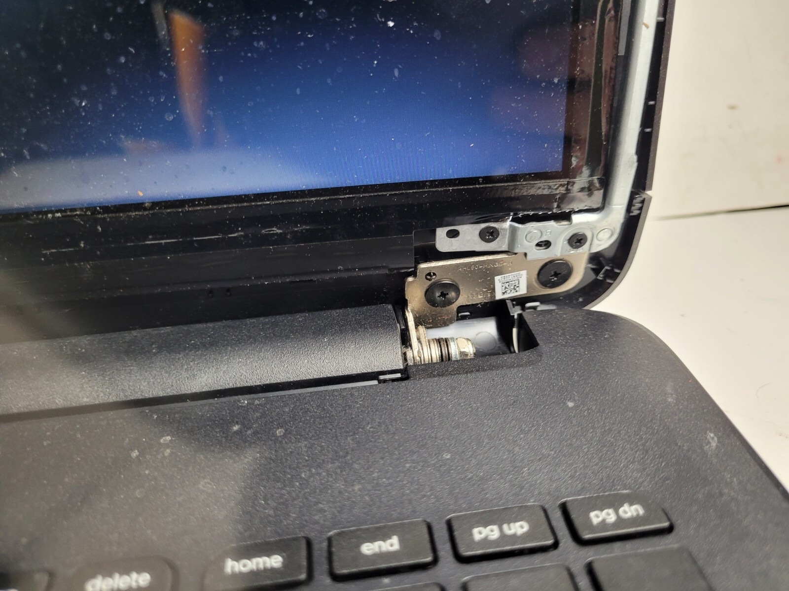 HP model 15-ba009dx w/AMD A6-7310, 4GB RAM, 500GB HDD, 15″ Laptop for Parts#2413