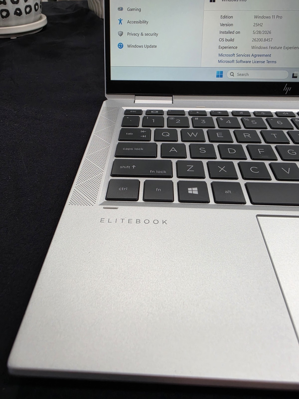 HP EliteBook x360 1030 G8 13.3″ i7-1185G7 16GB 1TB SSD LTE Win 11 Pro 2-in-1
