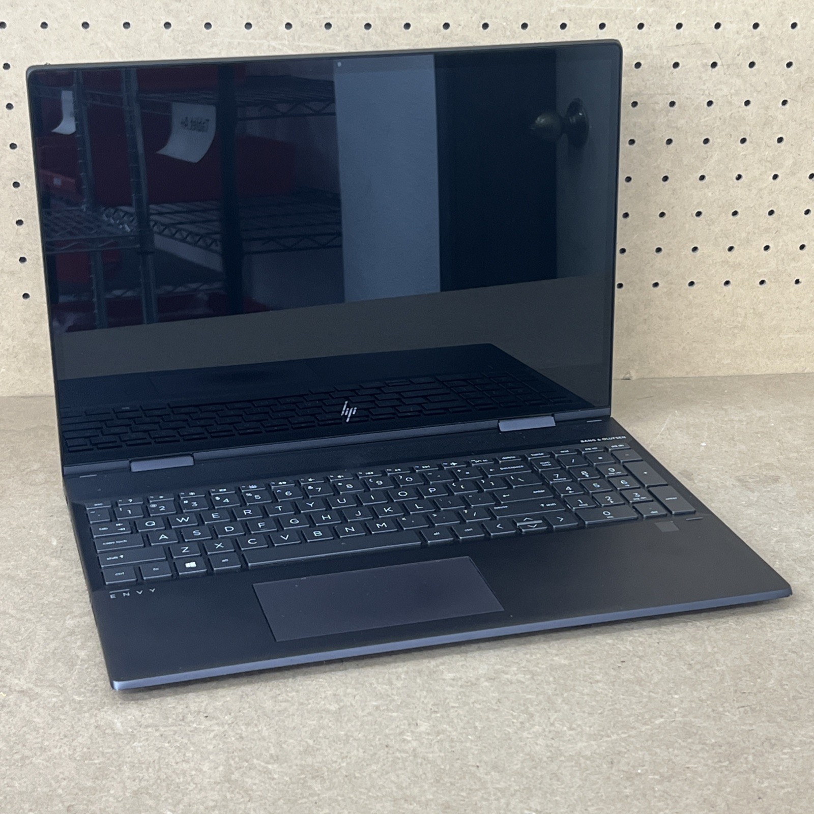 HP Envy x360 15 2-in-1 AMD Ryzen 5 4500U 16GB Ram 512GB -Fair *Bad Drive Health