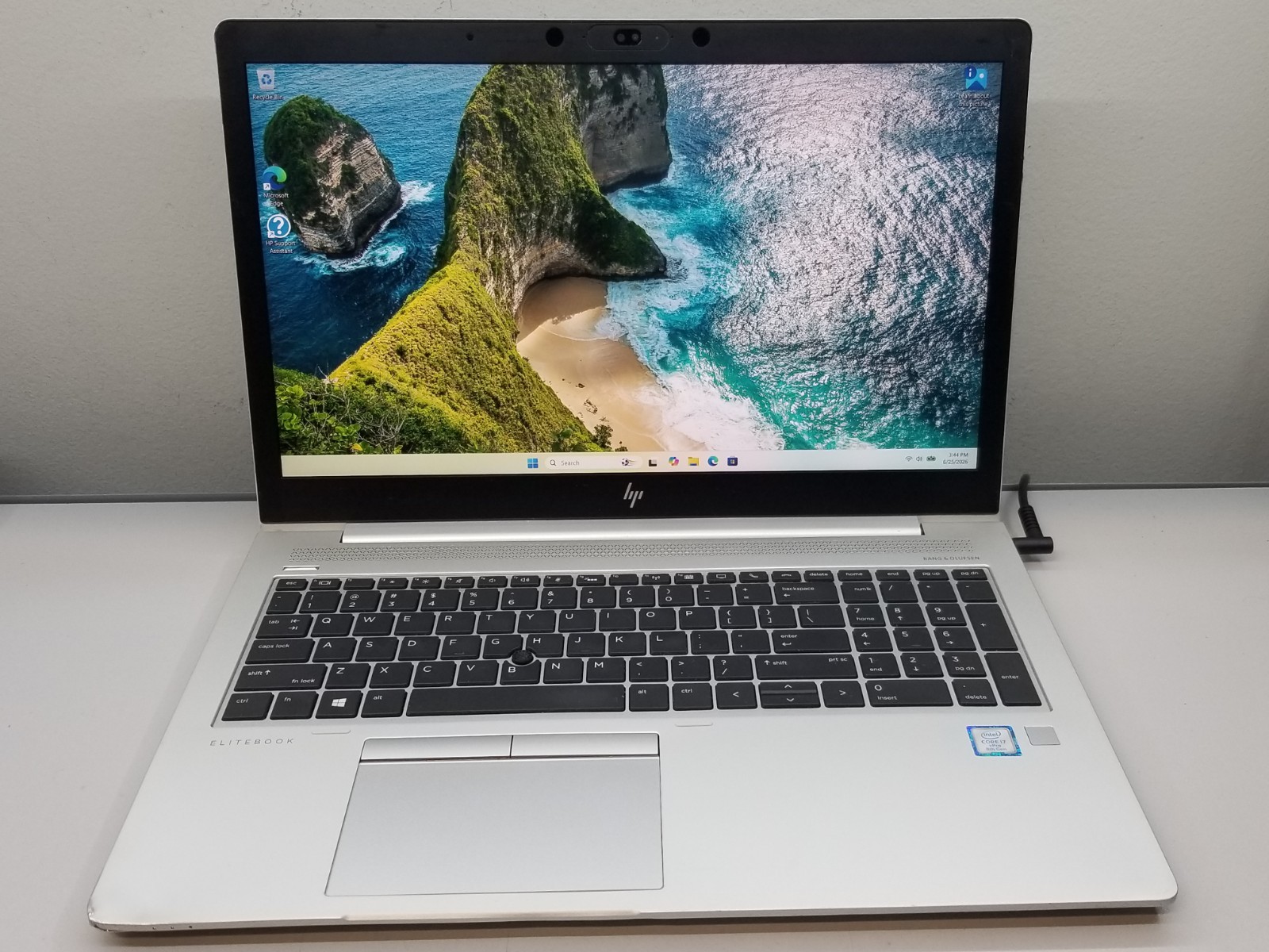 HP EliteBook 850 G5 15.6″ FHD i7-8650U 1.9GHz 8GB RAM 256GB NVMe Win 11 Pro WiFi