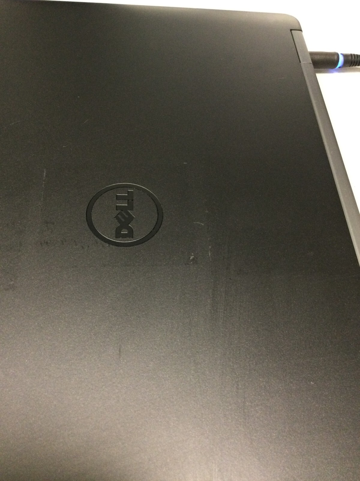 Dell Latitude E7470 14″ 128 SSD Core i5 6th Gen 2.40GHz 8GB windows 11 pro