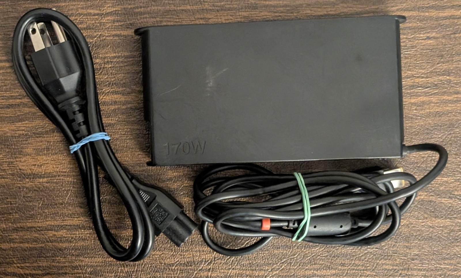 Lenovo Yoga Pro 9i 16″ 3.2K 165Hz (Core Ultra 9 185H, 32GB/1TB SSD, RTX 4050)