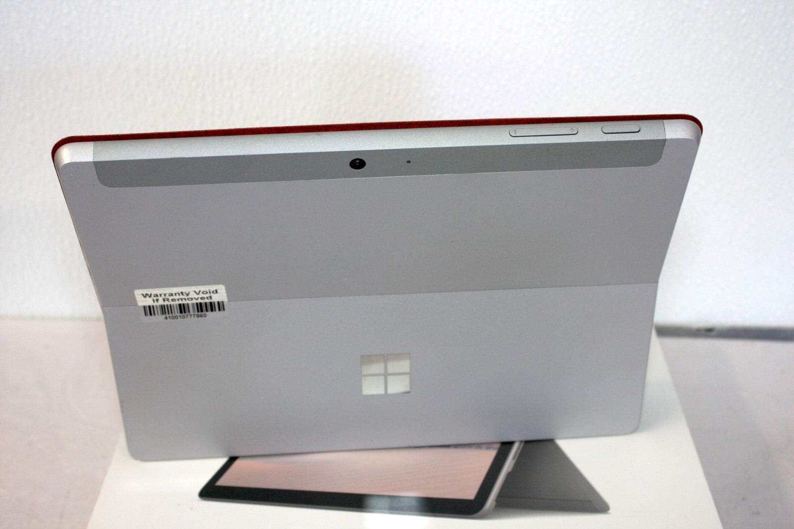 Microsoft Surface Go 2 64GB 4GB Ram Intel Gold Processor With Keyboard
