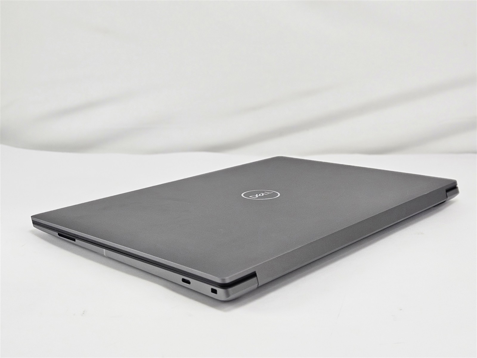 Dell Precision 5680 i9-13900H 32GB RAM 1TB SSD HDMI Thunderbolt 4 USB-C