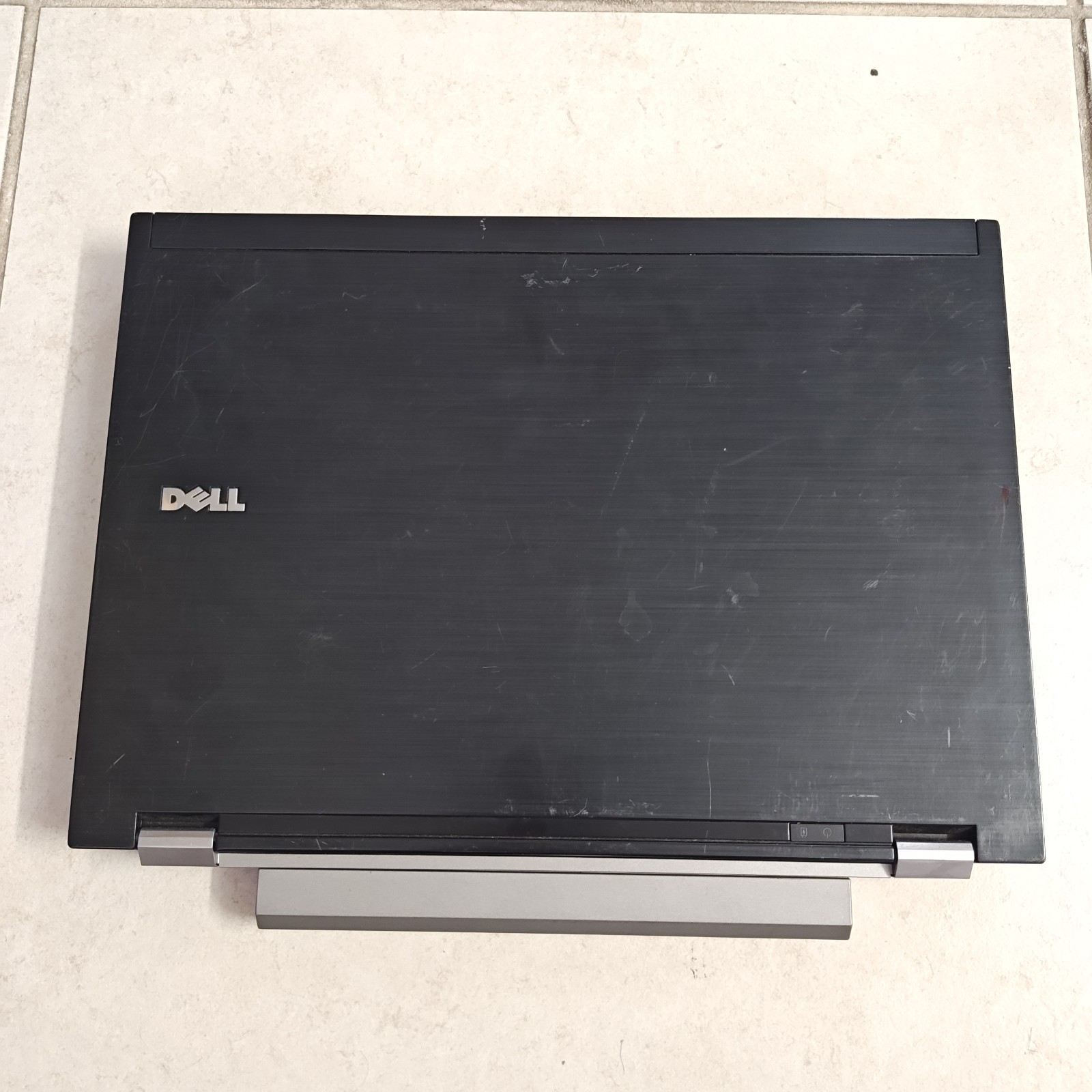 Dell Latitude E6400 14.1″ Laptop – NO HDD/4GB RAM – Intel Core2 Duo P9700 #3882