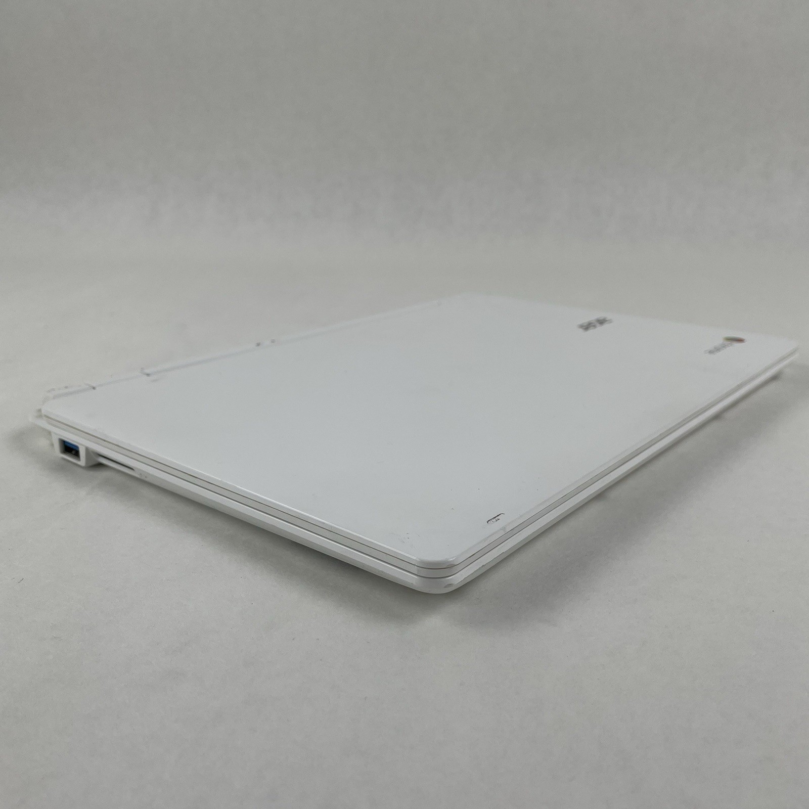 Acer CBS-111 11.6″ Celeron N2840 2.16 GHz 2 GB RAM 16 GB HDD No AC