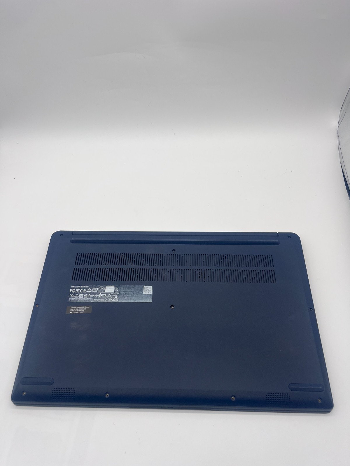 Lenovo IdeaPad 1 15.6″ Touch Ryzen 5 7520U 8GB 256GB SSD FHD Laptop