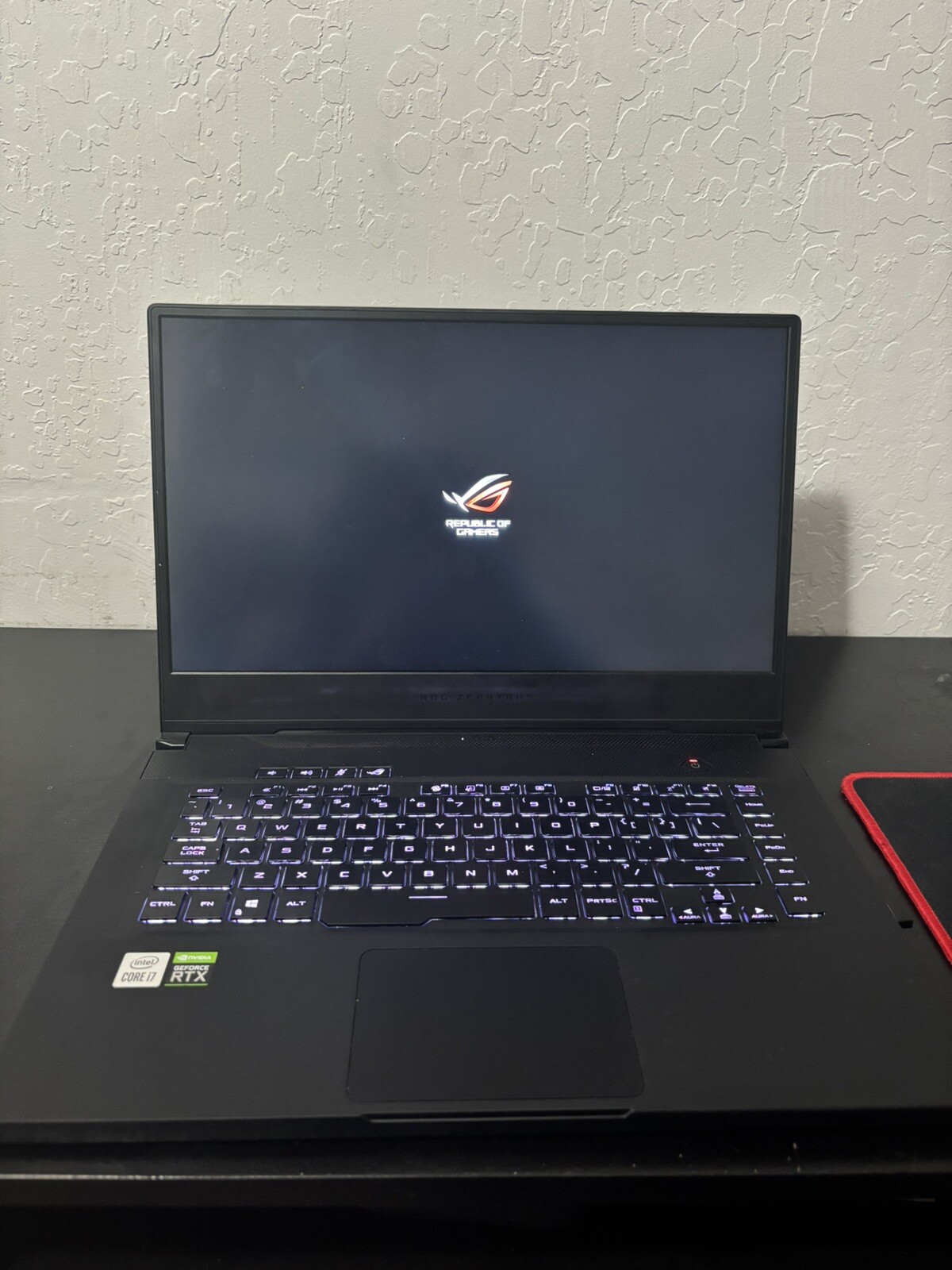 ASUS – ROG Zephyrus M15 GU502 Laptop (razer mouse+charger and laptop charger)