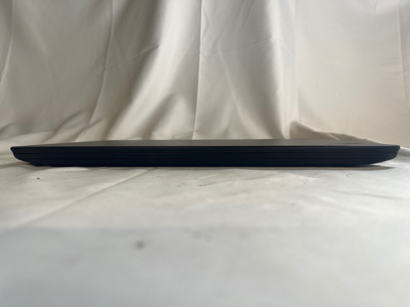 Lenovo ThinkPad T460s Intel Core i5-6300U 8 GB No Drive 14″
