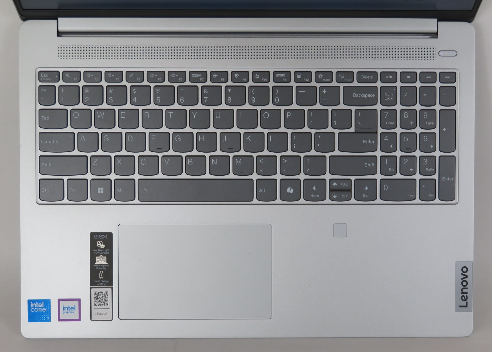 Lenovo IdeaPad Slim 5 16IRU9 CORE 7 150U 1.8GHz 8GB RAM 512GB Windows 11