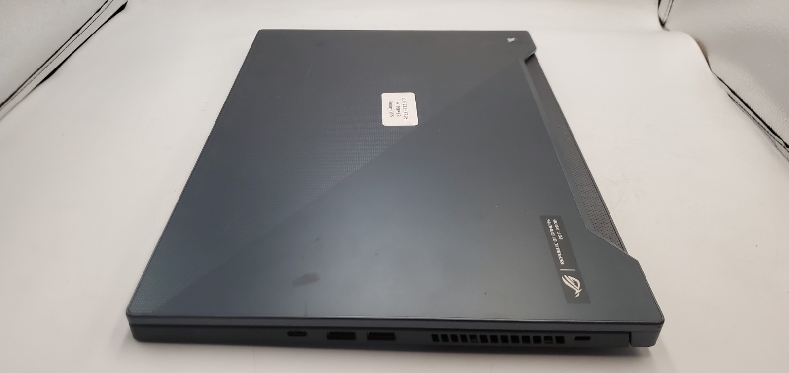 Asus ROG Zephyrus M GU502G Laptop i7-9th Gen No SSD/RAM/AC/Doesn’t Boot