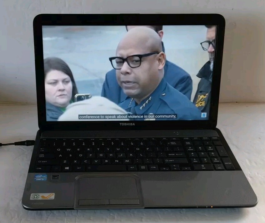 TOSHIBA SATELLITE L855-S5405 INTEL CORE i3-3120M 2.50 GHz 8GB 750GB WIN 10 PRO