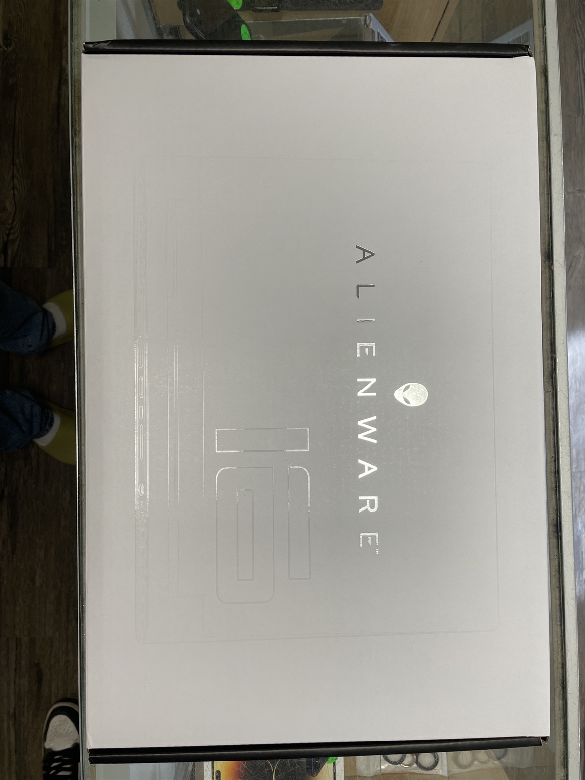 Alienware m16 16″ (1TB SSD, Intel Core i7-13700HX, 5.00GHz, 16GB RAM, NVIDIA…