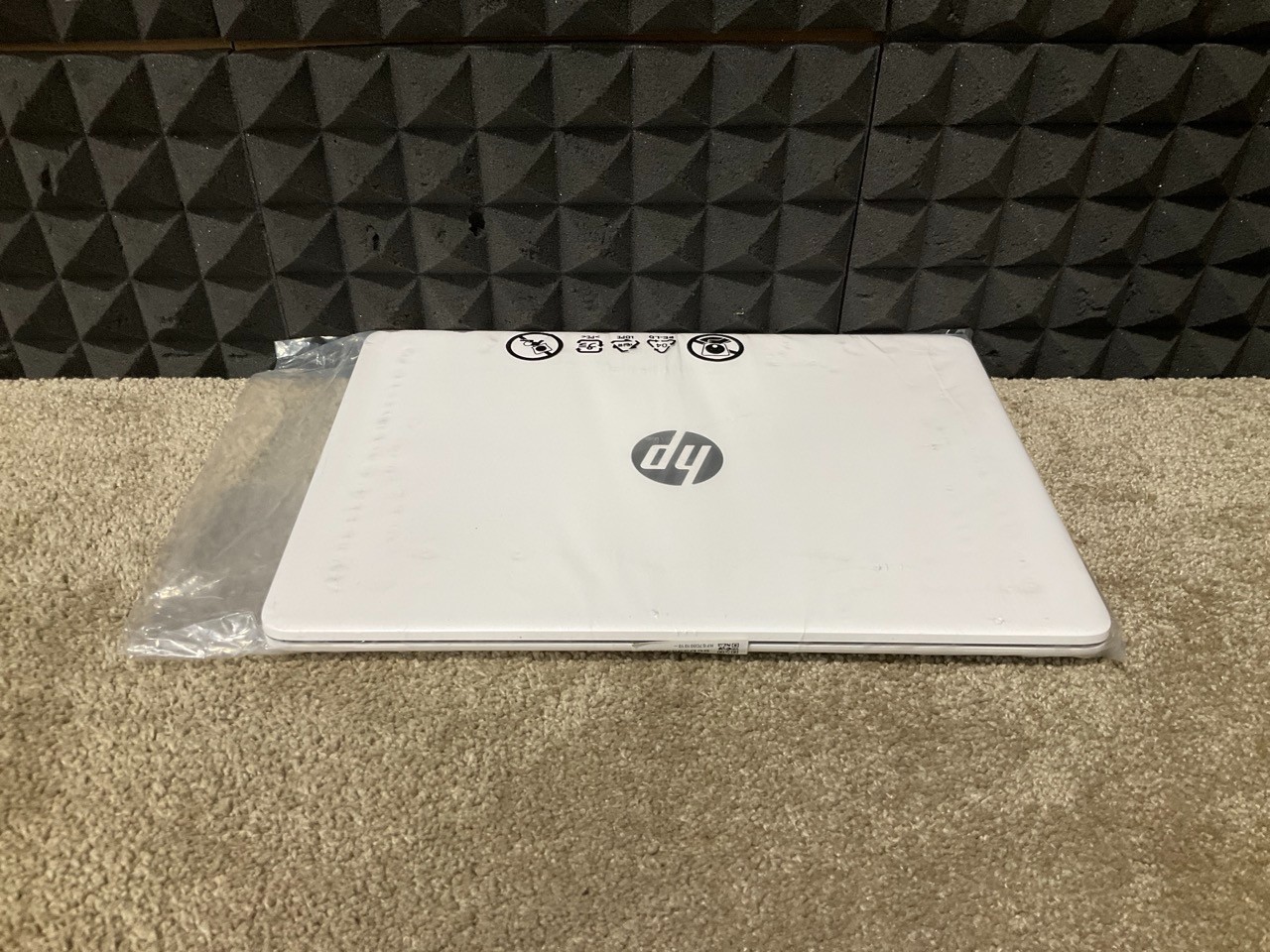 HP Laptop 14-dq0712ds N4120 4GB 64GB WiFiAC 14WT W11H snowflake white 7Y704UA