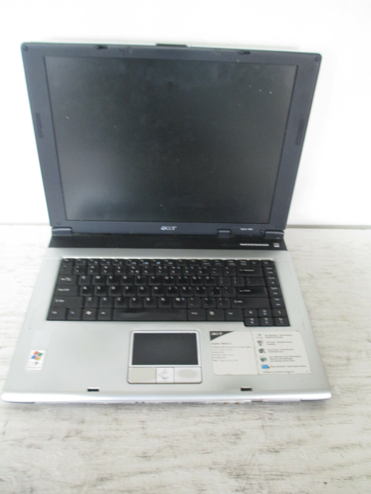 Acer Aspire 3002 LCI (3000 Series ZL5) Windows XP Laptop – For Parts NO HDD