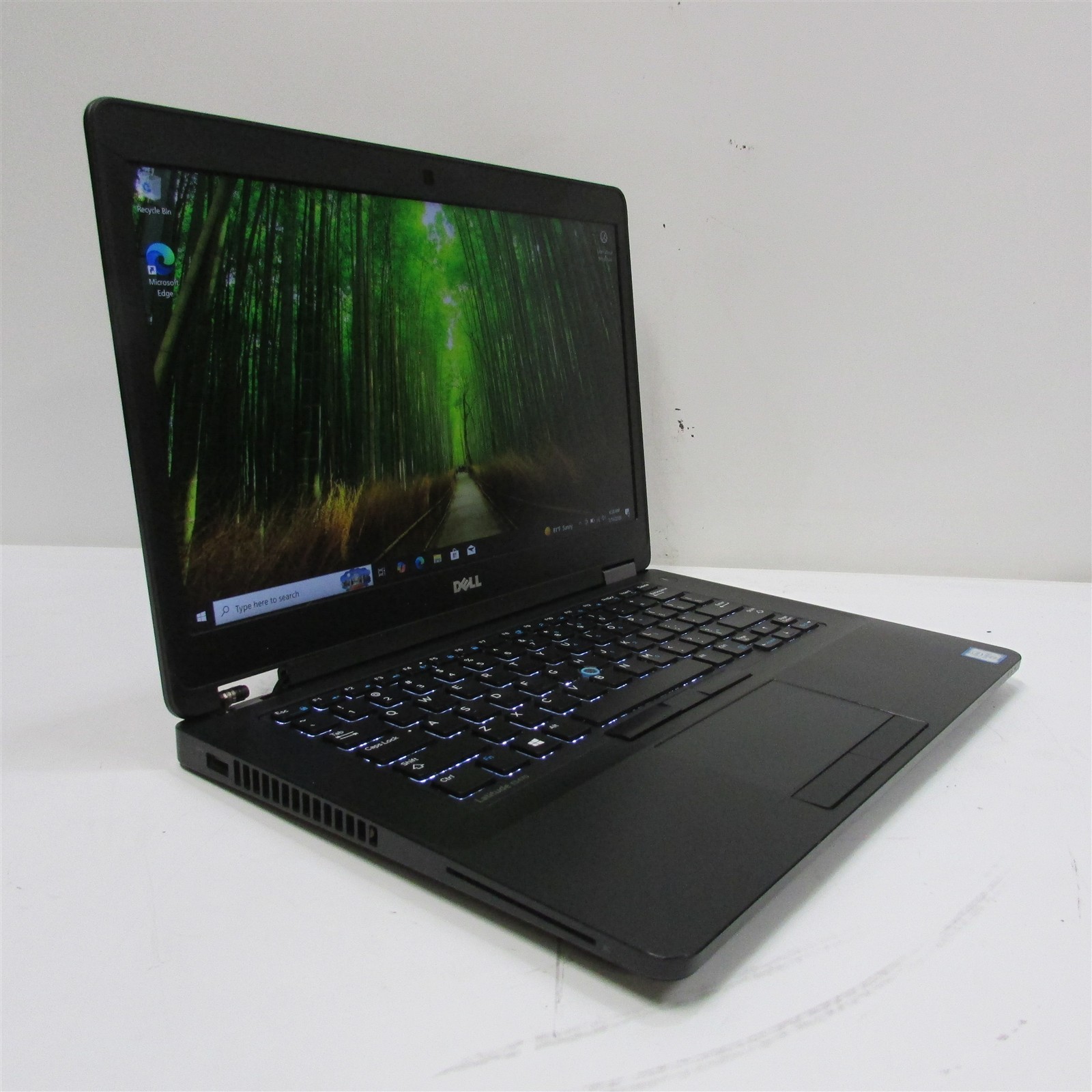 Dell Latitude E5470 i5-6300U 2.4GHz 8GB RAM 250GB SSD 14″ W10 Pro DMG/BAT PROB