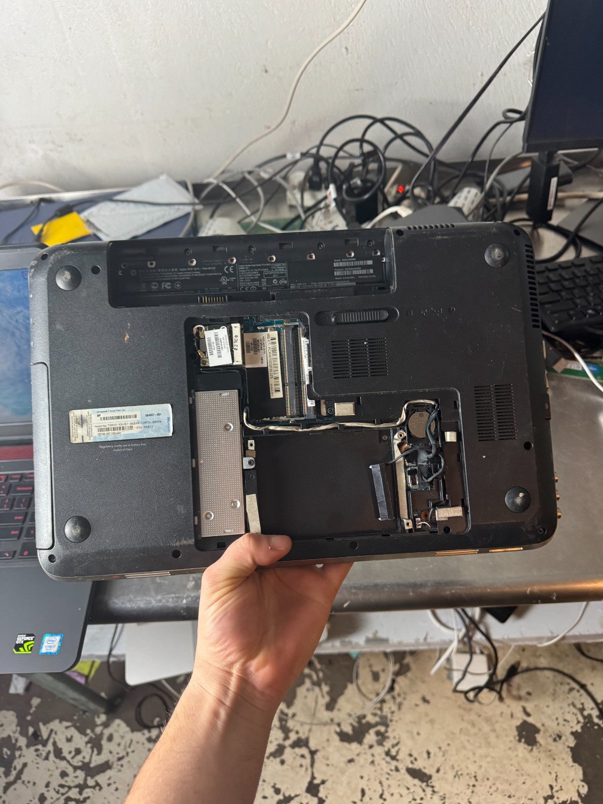 HP Pavilion dv6 AMD Vision A8 Laptop for Parts/Repair #4863