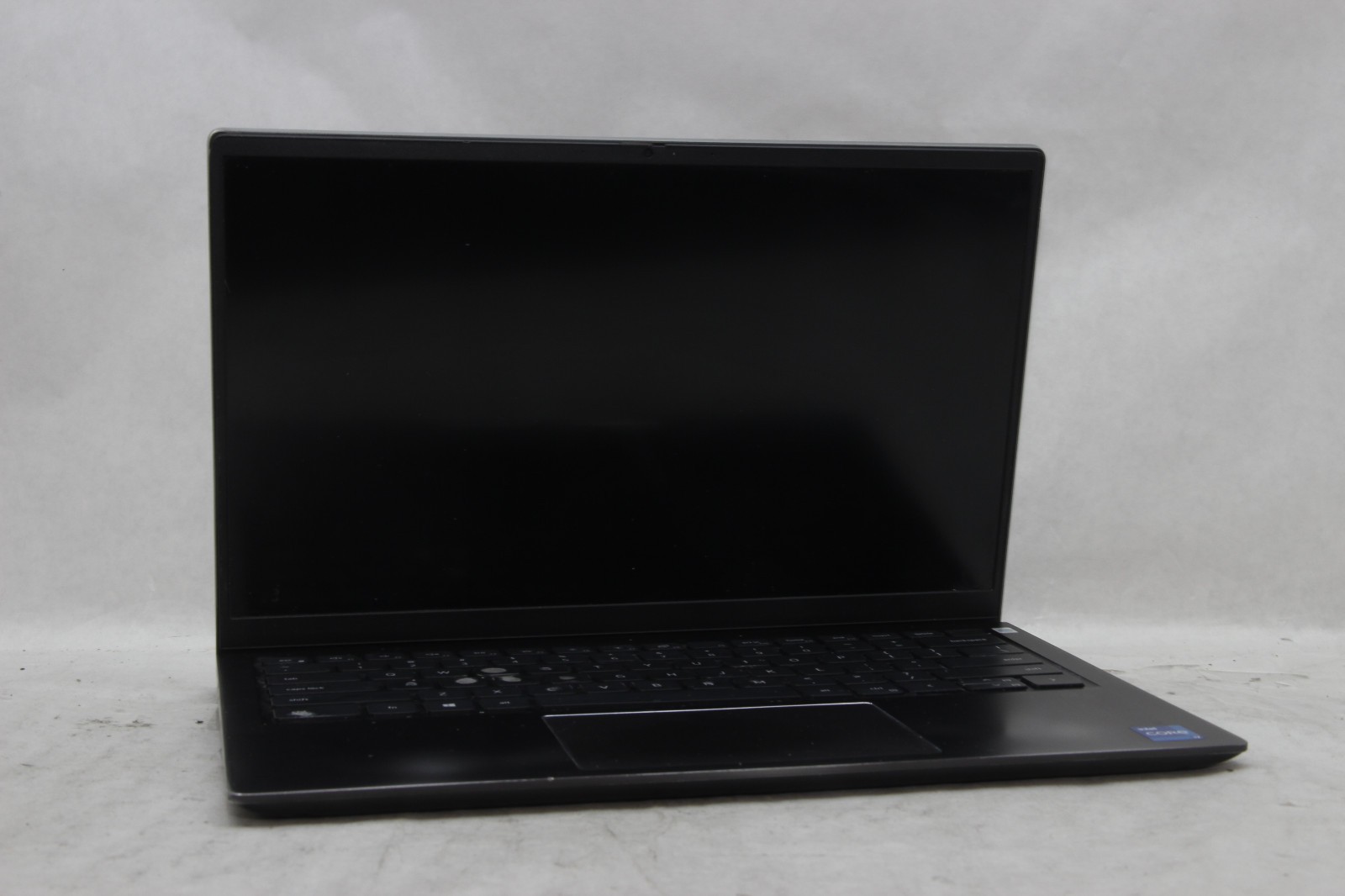 Dell Vostro 14 5410 14″ Laptop i7-11390H 16 GB RAM 256 GB SSD Win 11 w/Charger