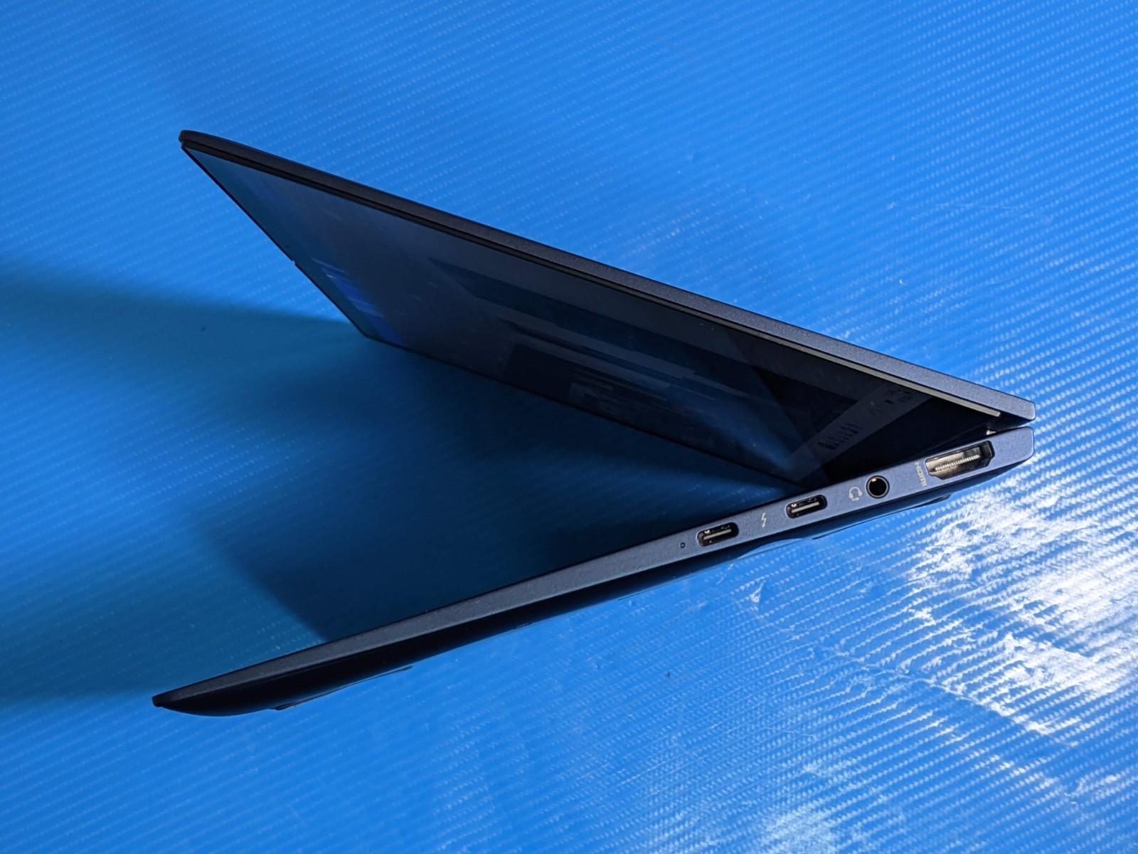 HP Elite Dragonfly Notebook PC 13.3″4KUHD TOUCH i7-8665U 1.9GHz 16Gb 1TB SSD +PA