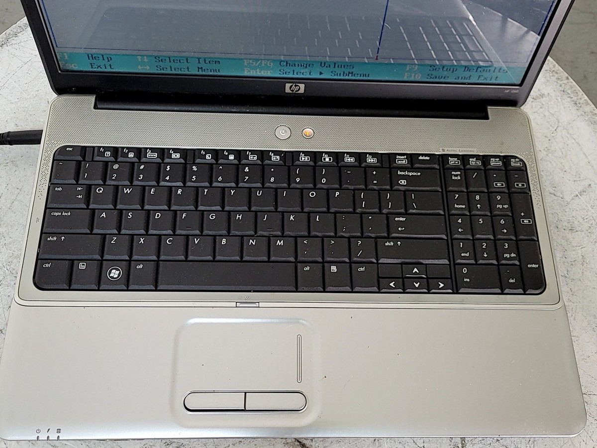 HP G60 NB041UA-ABA 17.3″ Laptop PENTIUM DUAL-CORE T4200 3GB 320GB SEE NOTES