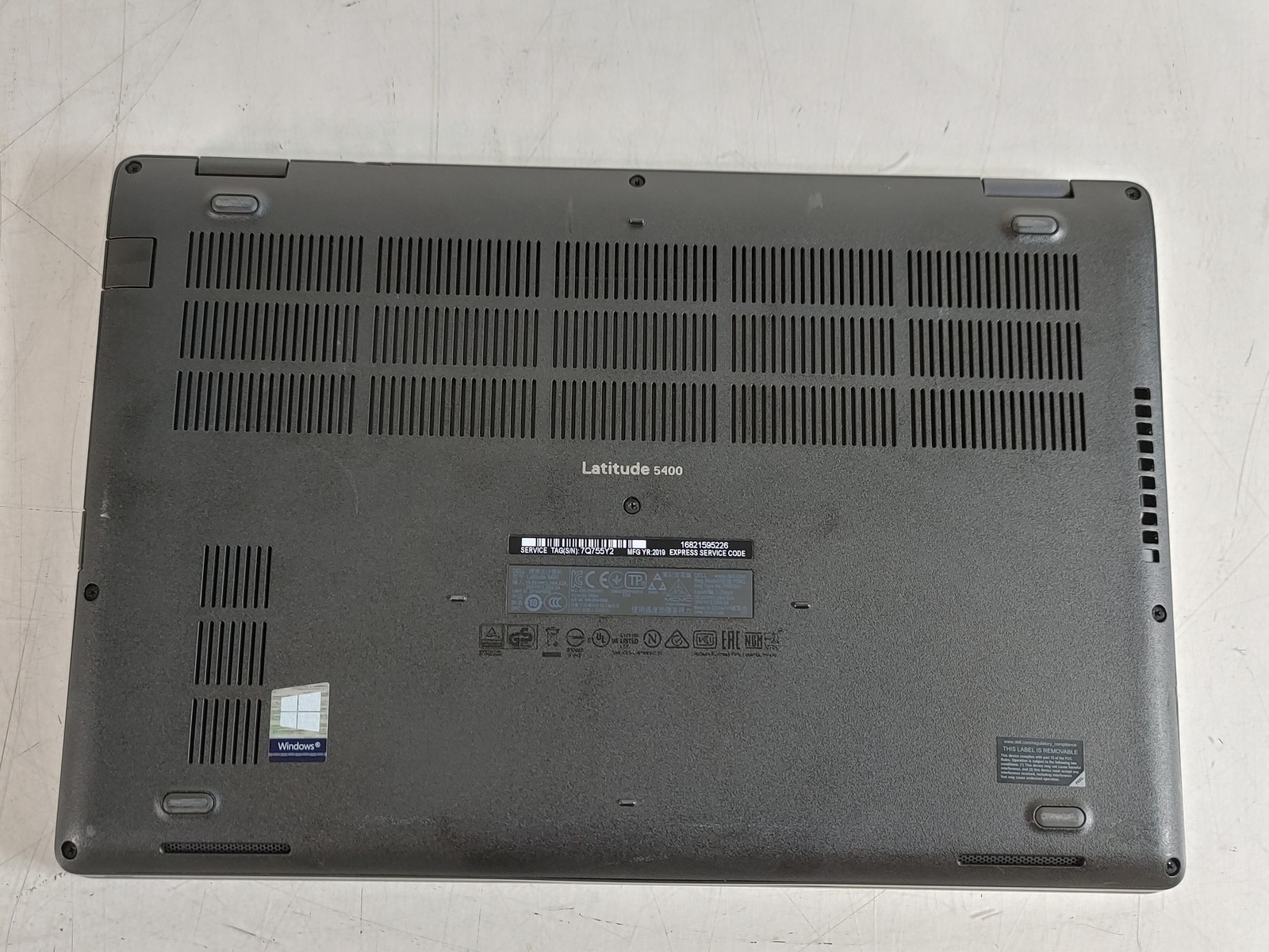 Dell Latitude 5400 Core i5-8265U 1.60 GHz 16 GB DDR4 No HDD
