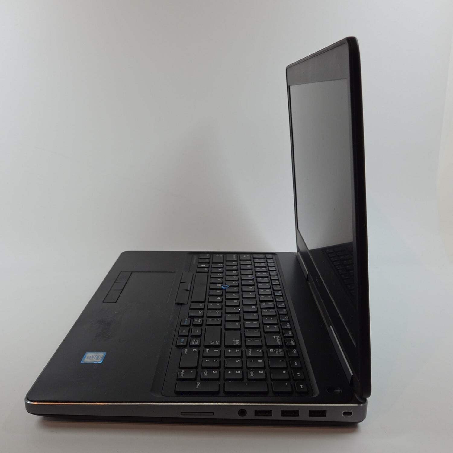 Dell Precision P53F 15.6″ i7-6820HQ 2.7GHz 16GB RAM 500GB SSD Quadro M1000M
