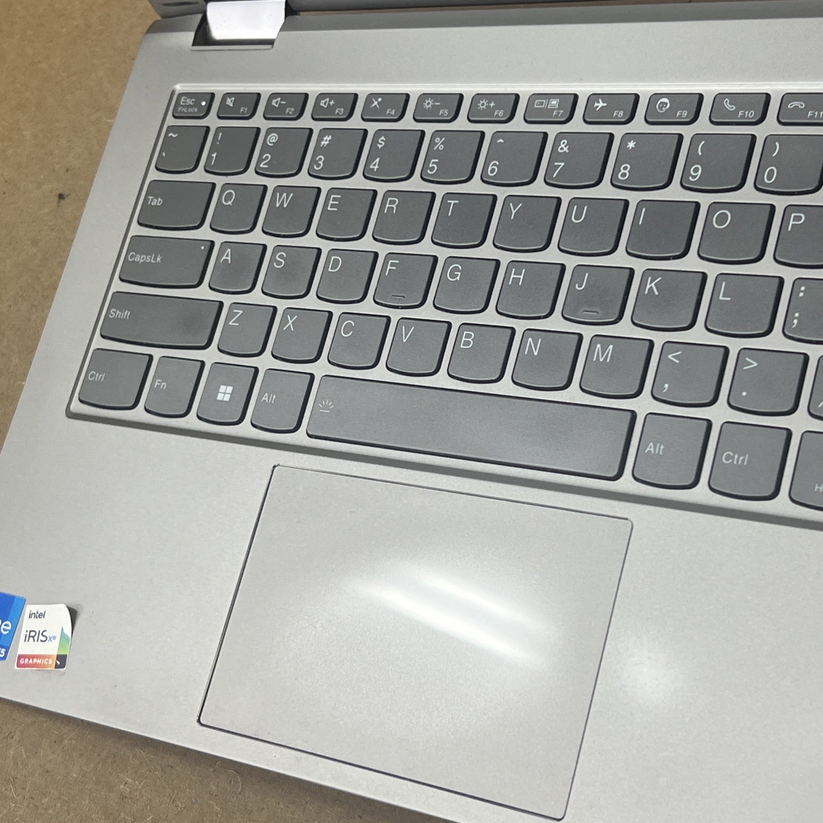 Lenovo ThinkBook 14s Yoga G2 IAP 2-in-1 i5-1235U 16gb Ram 256gb – Fair *Read*