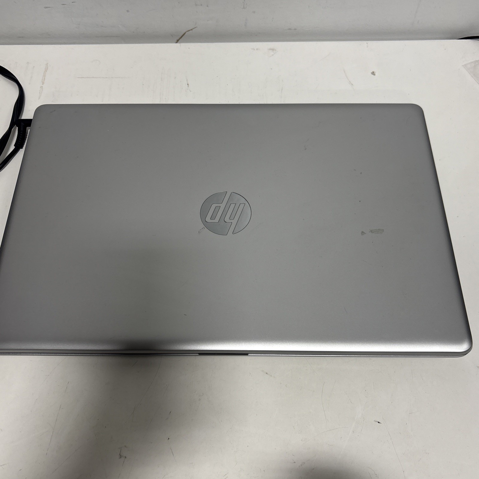 HP 17-ca0xxx AMD Ryzen 3 2300U 2.00GHz 8GB RAM 1TB HDD Win 11 Home